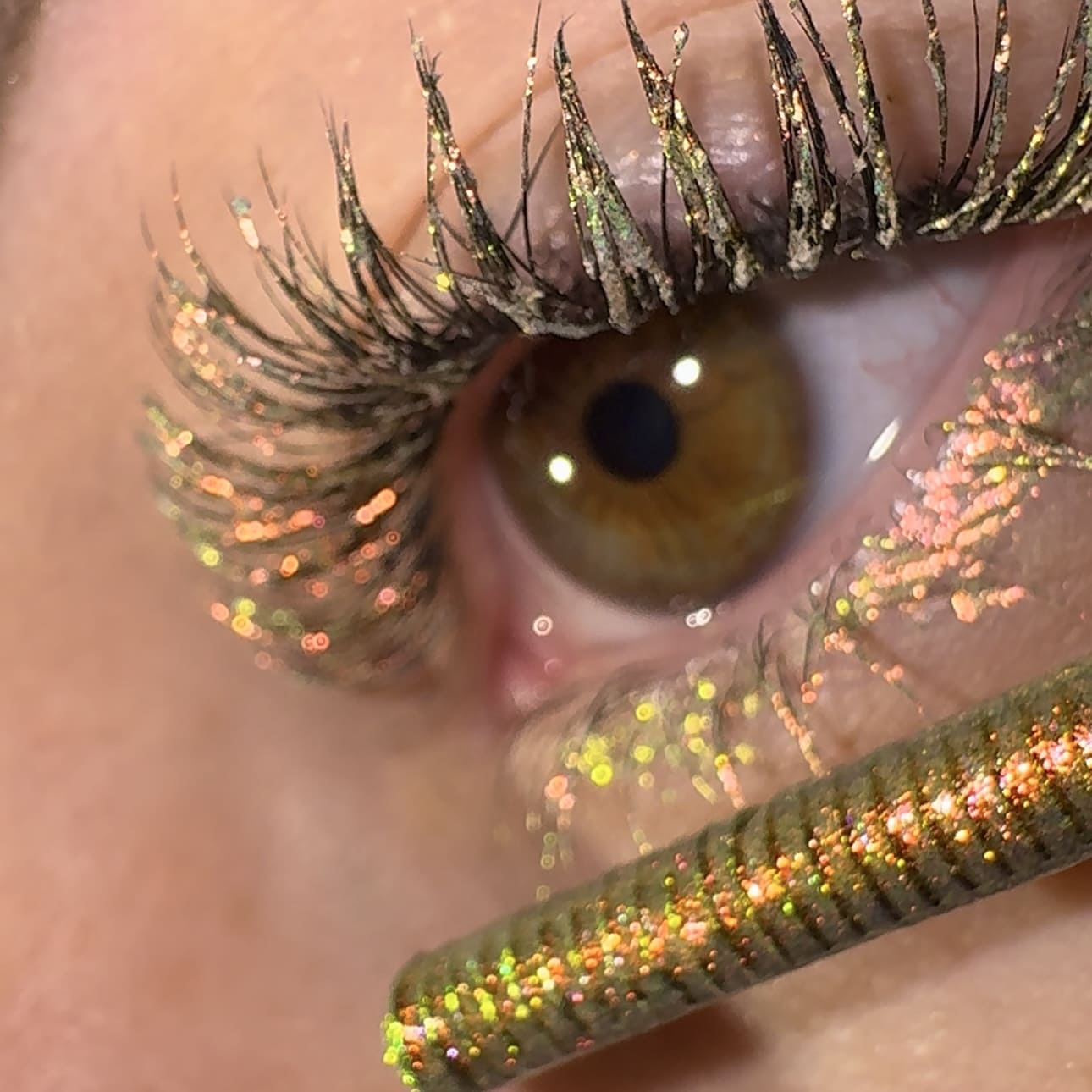 LashTrip™ - Dubai Showoff